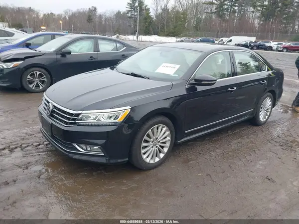 1VWBT7A33HC050917 2017 VOLKSWAGEN PASSAT - Image 2