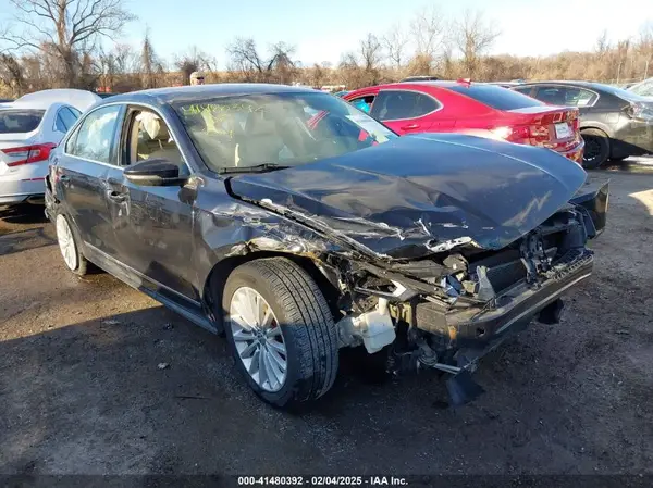 1VWBT7A33HC055468 2017 VOLKSWAGEN PASSAT - Image 1