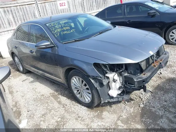 1VWBT7A33HC068088 2017 VOLKSWAGEN PASSAT - Image 1