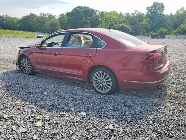 1VWBT7A33HC073016 2017 VOLKSWAGEN PASSAT - Image 2