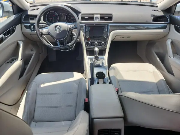 1VWBT7A34GC006603 2016 VOLKSWAGEN PASSAT - Image 8
