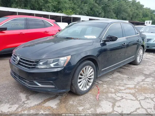 1VWBT7A34GC010666 2016 VOLKSWAGEN PASSAT - Image 2