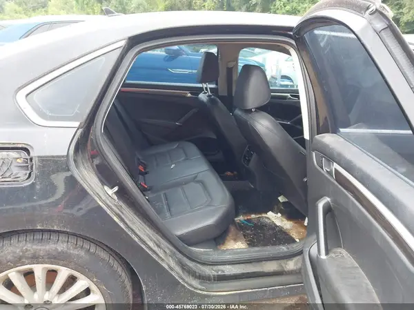 1VWBT7A34GC010666 2016 VOLKSWAGEN PASSAT - Image 8