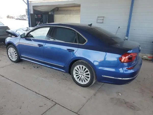 1VWBT7A34GC021263 2016 VOLKSWAGEN PASSAT - Image 2