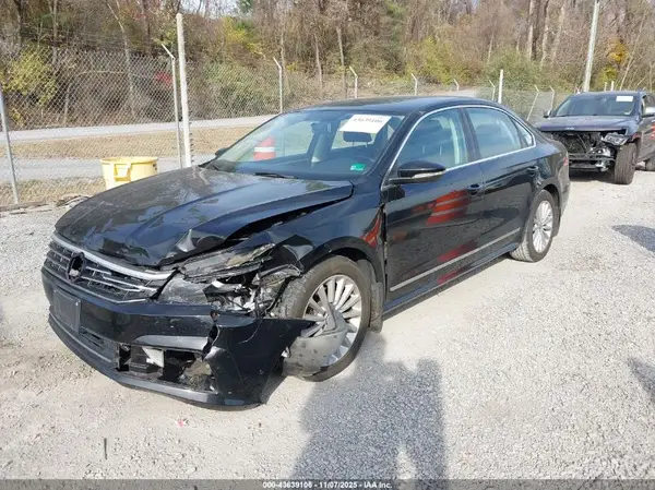 1VWBT7A34GC024342 2016 VOLKSWAGEN PASSAT - Image 2
