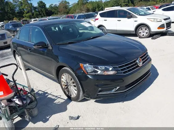 1VWBT7A34GC026009 2016 VOLKSWAGEN PASSAT - Image 1