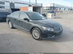 1VWBT7A34GC026088 2016 VOLKSWAGEN PASSAT