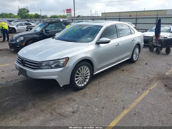 1VWBT7A34GC027564 2016 VOLKSWAGEN PASSAT - Image 2