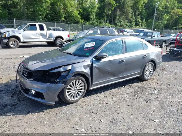 1VWBT7A34GC029640 2016 VOLKSWAGEN PASSAT - Image 2