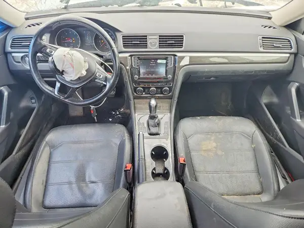 1VWBT7A34GC040461 2016 VOLKSWAGEN PASSAT - Image 8