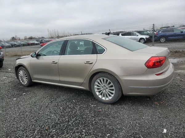 1VWBT7A34GC044803 2016 VOLKSWAGEN PASSAT - Image 2