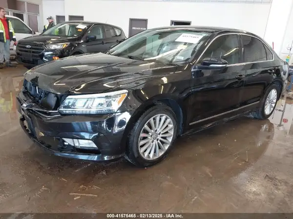 1VWBT7A34GC059107 2016 VOLKSWAGEN PASSAT - Image 2