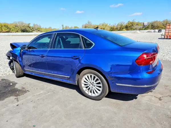 1VWBT7A34GC061634 2016 VOLKSWAGEN PASSAT - Image 2