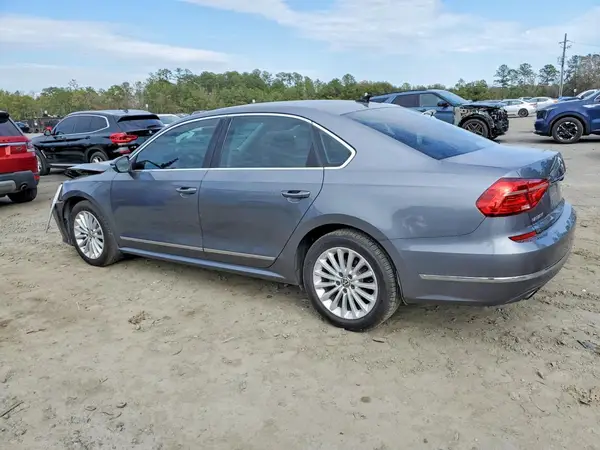 1VWBT7A34GC062346 2016 VOLKSWAGEN PASSAT - Image 2