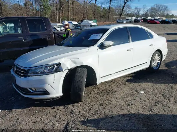 1VWBT7A34GC067160 2016 VOLKSWAGEN PASSAT - Image 2