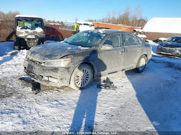 1VWBT7A34HC001869 2017 VOLKSWAGEN PASSAT - Image 2