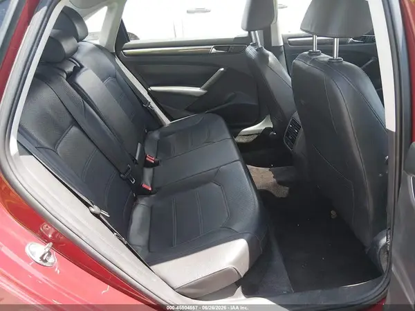 1VWBT7A34HC026125 2017 VOLKSWAGEN PASSAT - Image 8