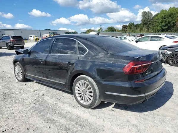 1VWBT7A34HC035844 2017 VOLKSWAGEN PASSAT - Image 2