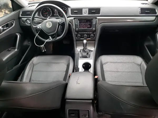 1VWBT7A34HC037397 2017 VOLKSWAGEN PASSAT - Image 8