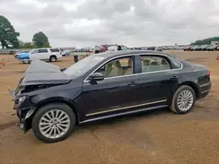 1VWBT7A34HC038288 2017 VOLKSWAGEN PASSAT