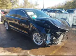 1VWBT7A34HC054913 2017 VOLKSWAGEN PASSAT