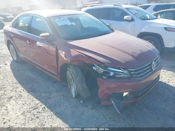 1VWBT7A35GC007839 2016 VOLKSWAGEN PASSAT - Image 1