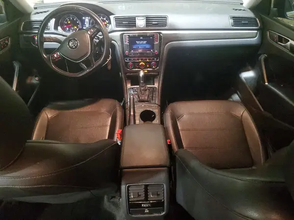 1VWBT7A35GC007906 2016 VOLKSWAGEN PASSAT - Image 8