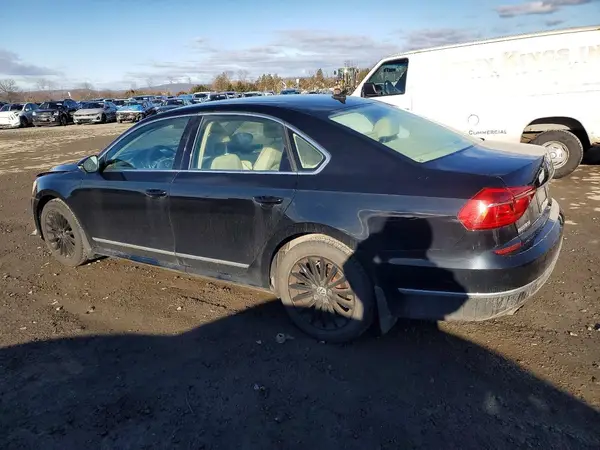 1VWBT7A35GC008618 2016 VOLKSWAGEN PASSAT - Image 2