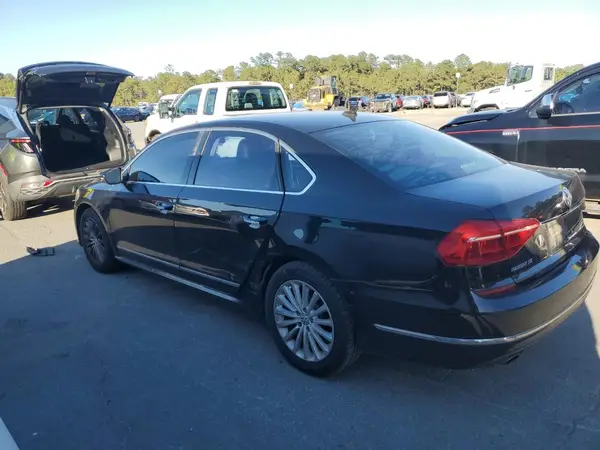 1VWBT7A35GC011972 2016 VOLKSWAGEN PASSAT - Image 2