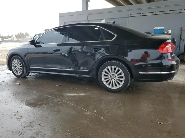 1VWBT7A35GC013446 2016 VOLKSWAGEN PASSAT - Image 2