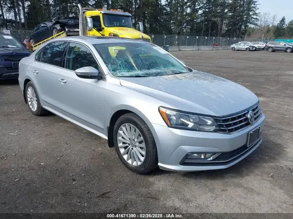 1VWBT7A35GC016315 2016 VOLKSWAGEN PASSAT - Image 1