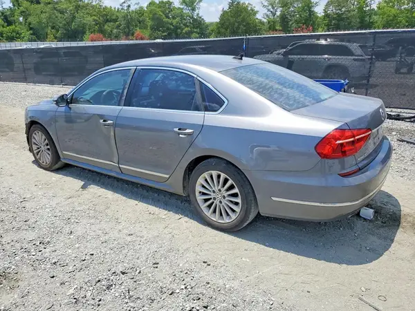 1VWBT7A35GC022955 2016 VOLKSWAGEN PASSAT - Image 2