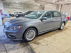 1VWBT7A35GC025841 2016 VOLKSWAGEN PASSAT
