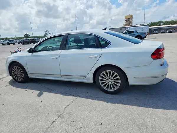 1VWBT7A35GC027928 2016 VOLKSWAGEN PASSAT - Image 2