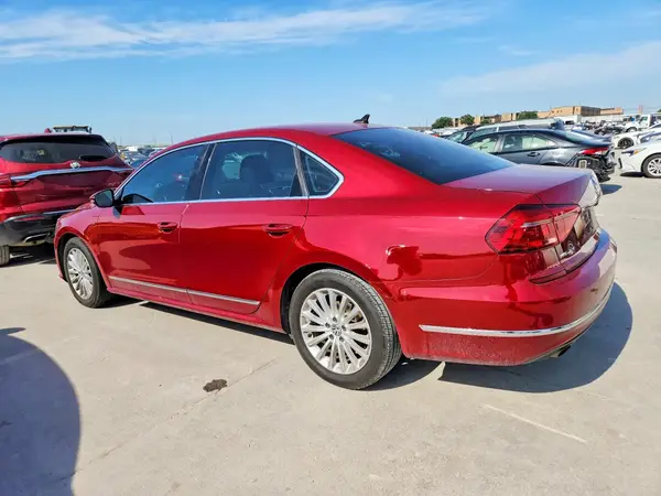1VWBT7A35GC030828 2016 VOLKSWAGEN PASSAT - Image 2
