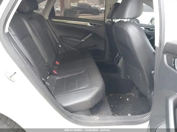 1VWBT7A35GC031235 2016 VOLKSWAGEN PASSAT - Image 8