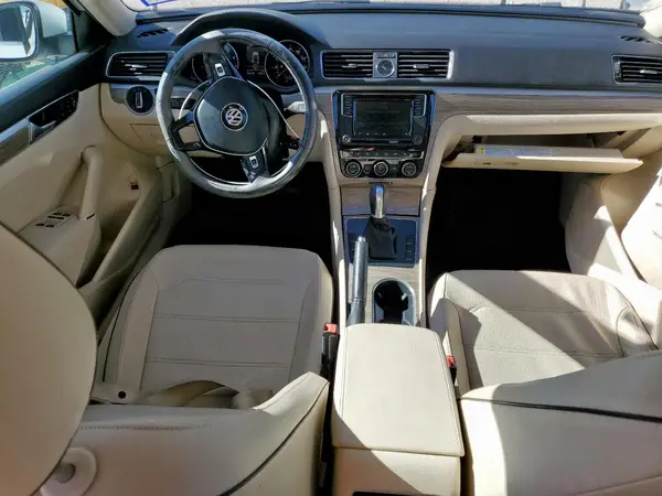 1VWBT7A35GC039920 2016 VOLKSWAGEN PASSAT - Image 8