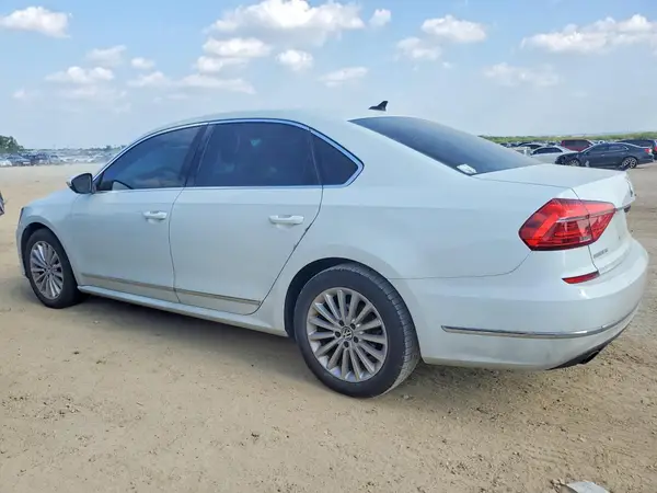1VWBT7A35GC050254 2016 VOLKSWAGEN PASSAT - Image 2