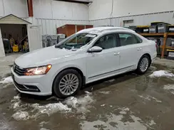 1VWBT7A35GC058483 2016 VOLKSWAGEN PASSAT