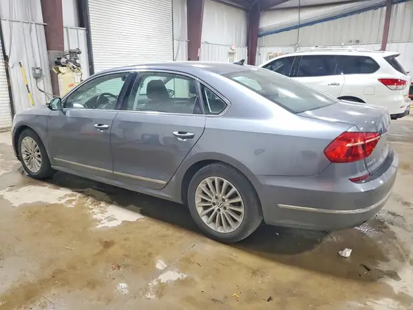 1VWBT7A35GC068754 2016 VOLKSWAGEN PASSAT - Image 2