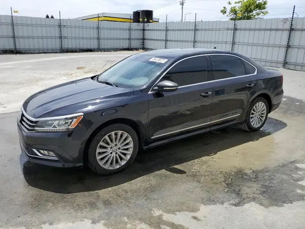 1VWBT7A35HC014940 2017 VOLKSWAGEN PASSAT - Image 1