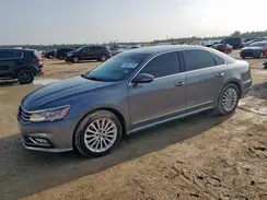 1VWBT7A35HC072207 2017 VOLKSWAGEN PASSAT