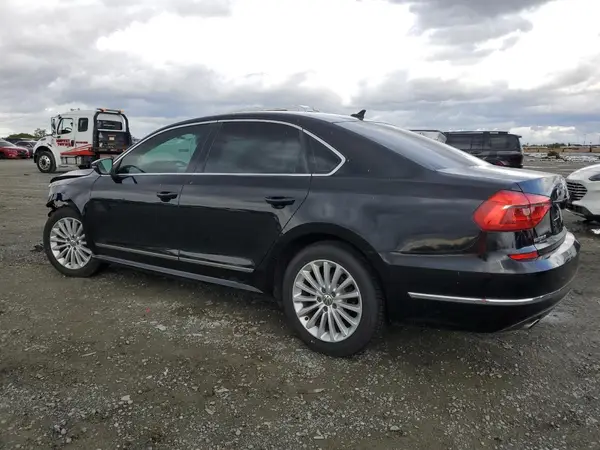 1VWBT7A36GC002472 2016 VOLKSWAGEN PASSAT - Image 2