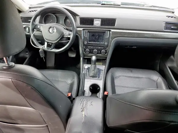 1VWBT7A36GC004710 2016 VOLKSWAGEN PASSAT - Image 8
