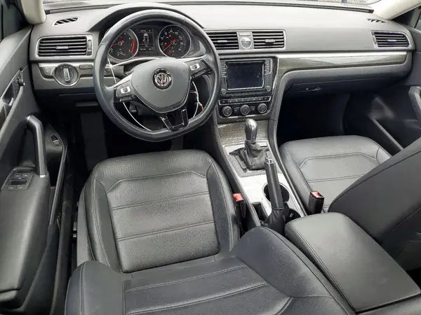 1VWBT7A36GC005873 2016 VOLKSWAGEN PASSAT - Image 8