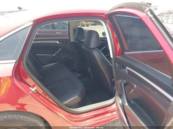 1VWBT7A36GC014265 2016 VOLKSWAGEN PASSAT - Image 8