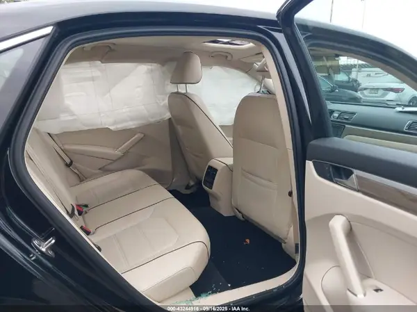 1VWBT7A36GC025413 2016 VOLKSWAGEN PASSAT - Image 8