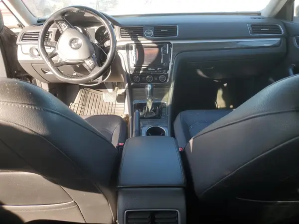1VWBT7A36GC027016 2016 VOLKSWAGEN PASSAT - Image 8