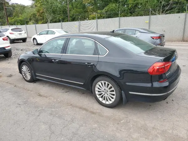 1VWBT7A36GC028036 2016 VOLKSWAGEN PASSAT - Image 2