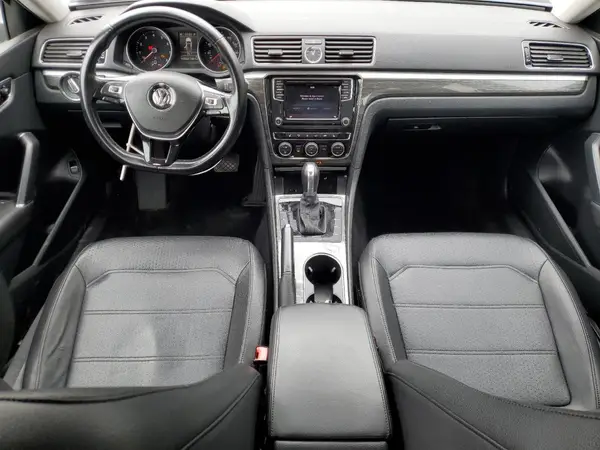 1VWBT7A36GC028036 2016 VOLKSWAGEN PASSAT - Image 8
